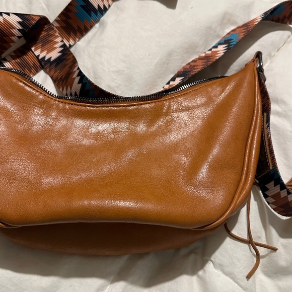 Brown Leather Women's Bag with Patterned Strap - Picture 6 of 7